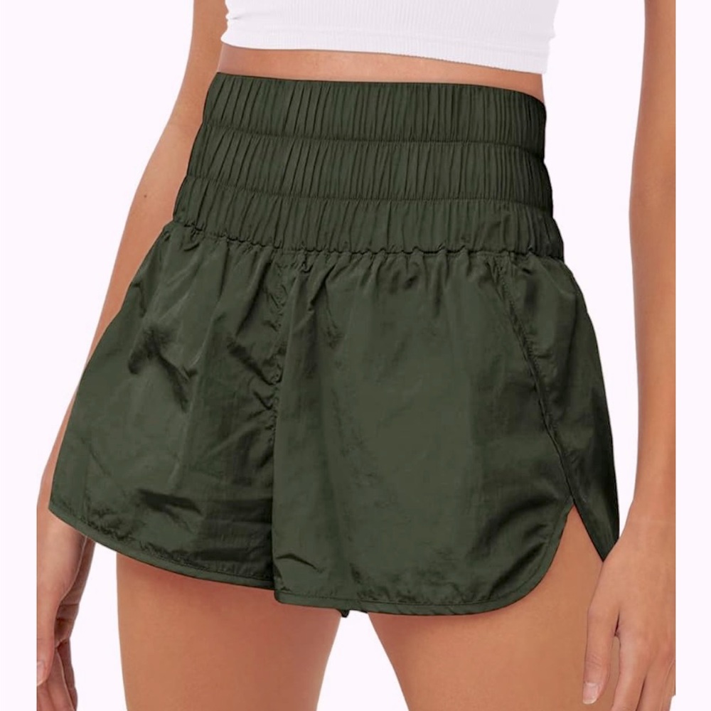 AUTOMET XS Womens High Waisted Athletic Shorts Quick Dry Workout Army Green NWOT